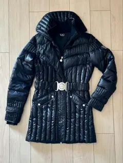 黒 ダウンジャケット