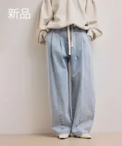 [新品] Adam et rope’ 2タックカーブ　デニムパンツ　サイズ36のサムネイル