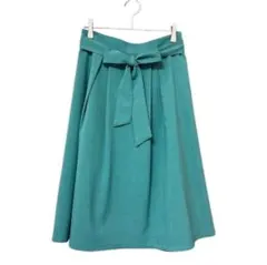 ナチュラルビューティーベーシック フレアスカート リボン付Mサイズ グリーン