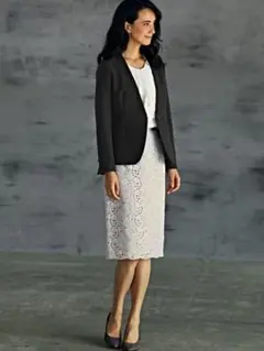 【美品】グリーンレーベルリラクシング レースタイトスカート ライトグレー 36