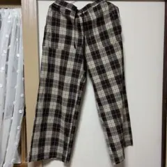 チェック柄　パンツ