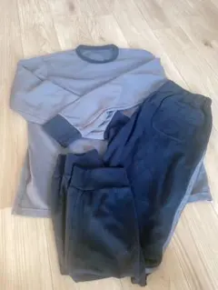 ユニクロAIRISM パジャマセット 160cm グレー・ブラック