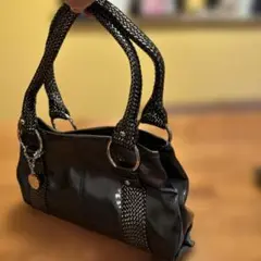 Y2K 00s ベルト スタッズ 2way ショルダーバッグA4 ブラック 黒 - メルカリ