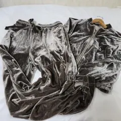 Item thumbnail for item 6c744b65-6710-46a2-a1a2-d7be350b5844