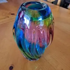 カメイ硝子♢カラフルスワールデザイン フラワーベース　花瓶　一輪挿しのサムネイル