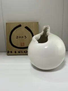 現在造形陶芸家 板橋廣美 作 白磁 花瓶 共箱付 - メルカリ