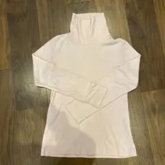 ユニクロ　フリース　ハイネック　ピンク