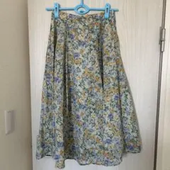 Te chichi 花柄スカートのサムネイル