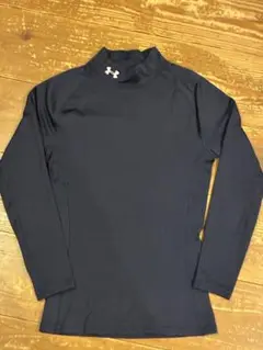 Under Armour ネイビー 長袖 アンダーシャツ ジュニア