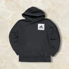 c*u様 アディダス パフォーマンスロゴ スウェットパーカー プルオーバー メン