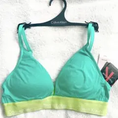 レア　カルバンクライン　ブラ　パットあり　M L ロゴ　正規品　グリーン　ckのサムネイル