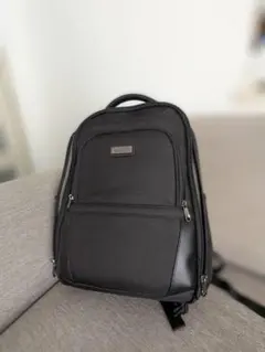 ナイロン製 ブラックリュック