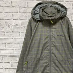 コロンビア　マウンテンパーカー　グレーM ロゴ刺繍アウトドア1126