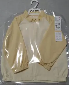 【ユニクロ】100cm ポケッタブルUVカットブルゾン Yellow