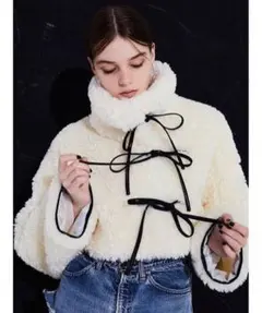 Trafalgar Boa Coat THE TOÉ M - メルカリ