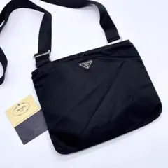 プラダ ショルダーバッグ サコッシュ 三角ロゴ ブラック 白タグ