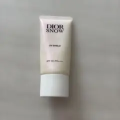 Dior Snow UV Shield SPF50+ PA++++のサムネイル