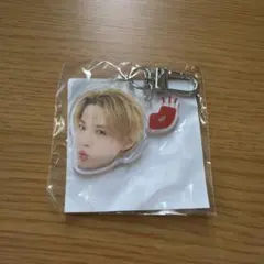 TREASURE カプセルトイ ドヨン 顔アクキー