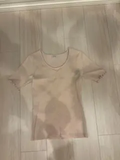 ピンク半袖トップスのサムネイル