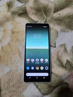 W6D608◇Android One S8 SIM解除済み 64GB S8-KC - メルカリ