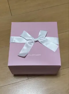 JILL STUART ギフトボックス ピンク