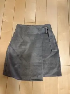 リップサービス　グレー タイトスカート