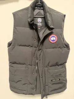 CANADA GOOSE ブラック ダウンベスト　値下げ交渉可