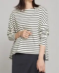 ナノユニバース　ボーダーワイドドロップトップス