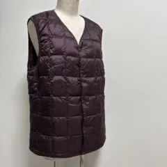 UNIQLOウルトラライトダウン　ダークパープル インナーベスト