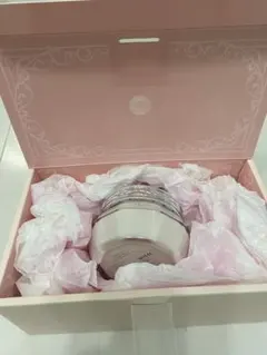 新品　ジルスチュアート　クリスタルブルーム　パフィームド　ボディクリームのサムネイル