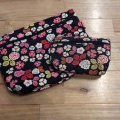 花柄キルティングポーチ 2点セット　IKEAのサムネイル