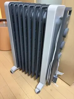 De'Longhi オイルヒーターRHJ21F0812-GYのサムネイル