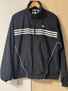 adidas ナイロンジャケット