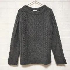GU ジーユー (S)　ケーブル編みニット　セーター