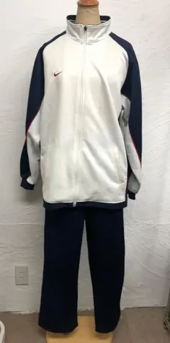 ナイキ　上下ジャージ　M ズボンボタン式