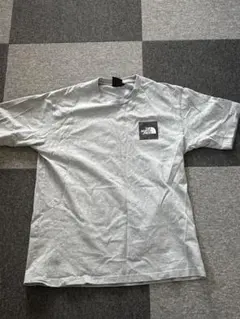 ノースフェイス グレー Tシャツ