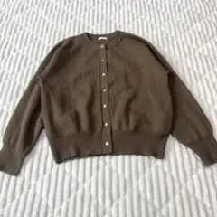 【a4090】GU 人気完売品 メタルボタンクルーネックカーディガン M