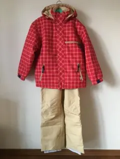 ✺PHENIXスキーウェア レディース　赤とベージュ チェック柄✺