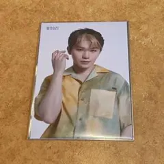 セブチカフェ caratくじ ウジ トレカ