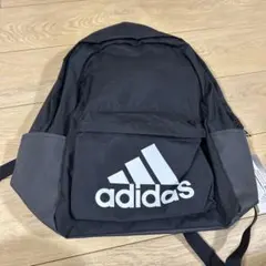 今週購入特典で100円引き　adidas ブラック リュック