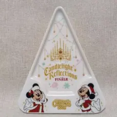 ミッキーとミニーのクリスマスツリー型プレート2009年製 スーベニア
