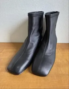 美品　オデットエオディール　ショートブーツ　23.5 黒　スクエアトゥ　日本製