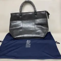 Item thumbnail for item b52a7a86-36fb-43cf-8964-fa6e0ff86f42