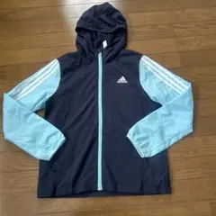 150サイズadidas フード付きウィンドブレーカー