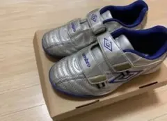 ジュニアフットサルシューズ