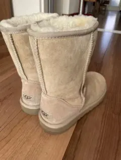さらに値下げ！UGG ムートンブーツ　ベージュ　23㎝　数回使用