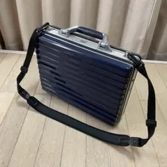 2026年最新】rimowa アタッシュケースの人気アイテム - メルカリ