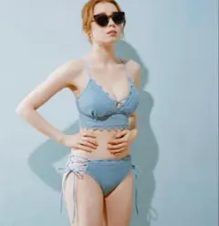 オールラメスカラップニットビキニ【Beach Queen】 ※お値下げ不可のサムネイル