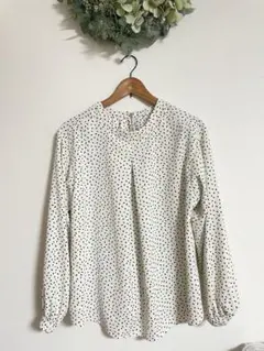 ドット柄長袖ブラウス