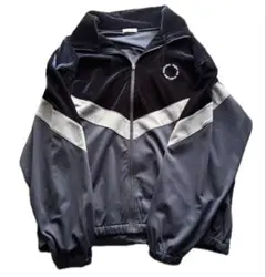 グレー ナイロンジャケット ジップアップ